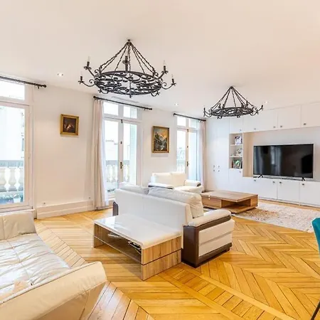 Le Victor Hugo Apartament *