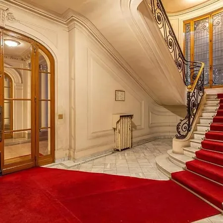 Le Victor Hugo Paris